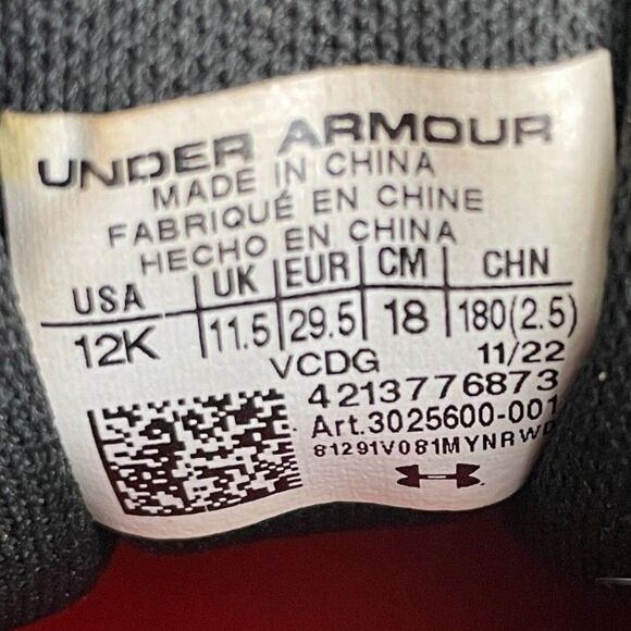 Youth Boys Under Armour Leadoff Black Low Rim Baseball/Soccer Cleats Size 12K - Picture 12 of 15